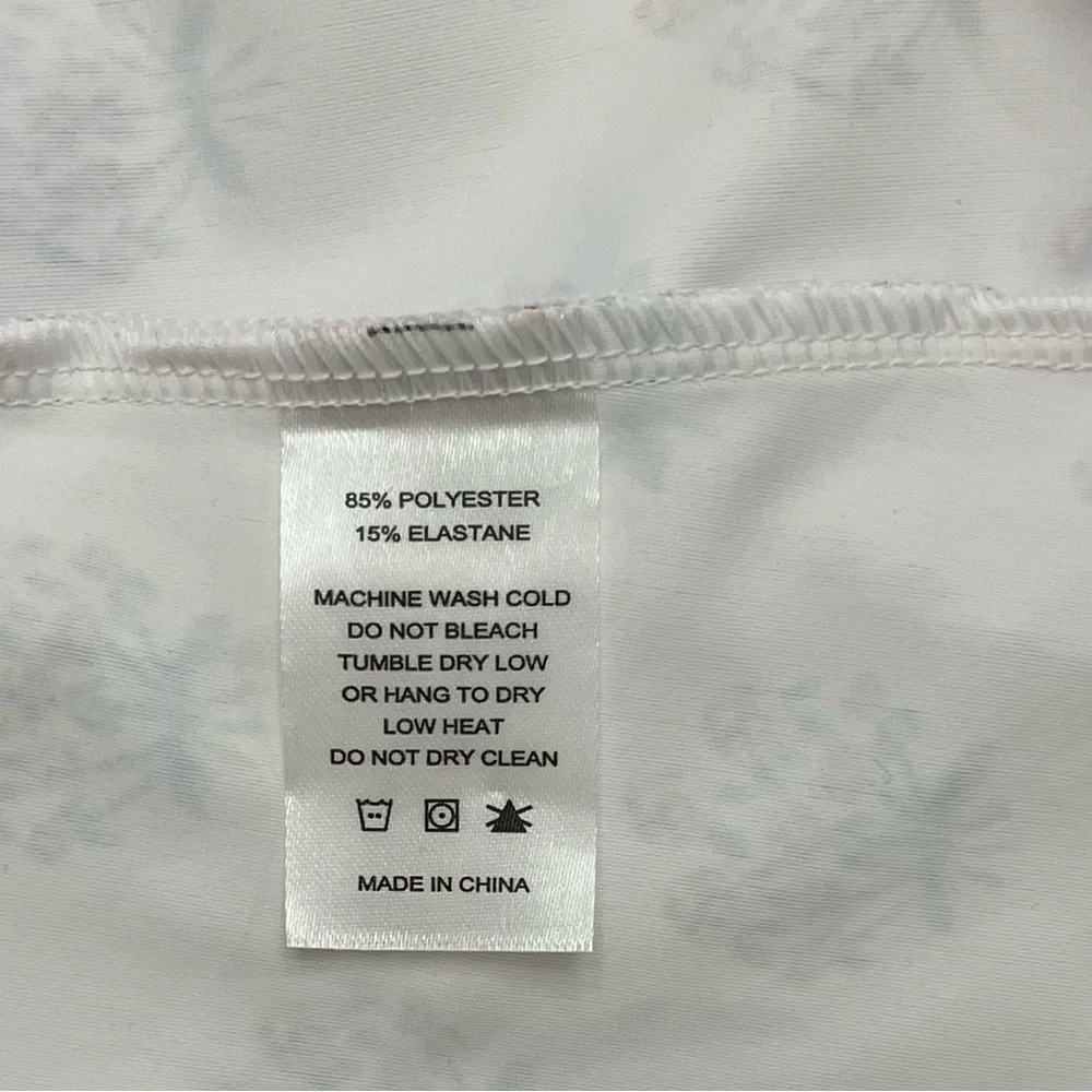 Smith & Quinn Women's Off White Floral Dress with Long Bishop Sleeves US Medium - Picture 8 of 8